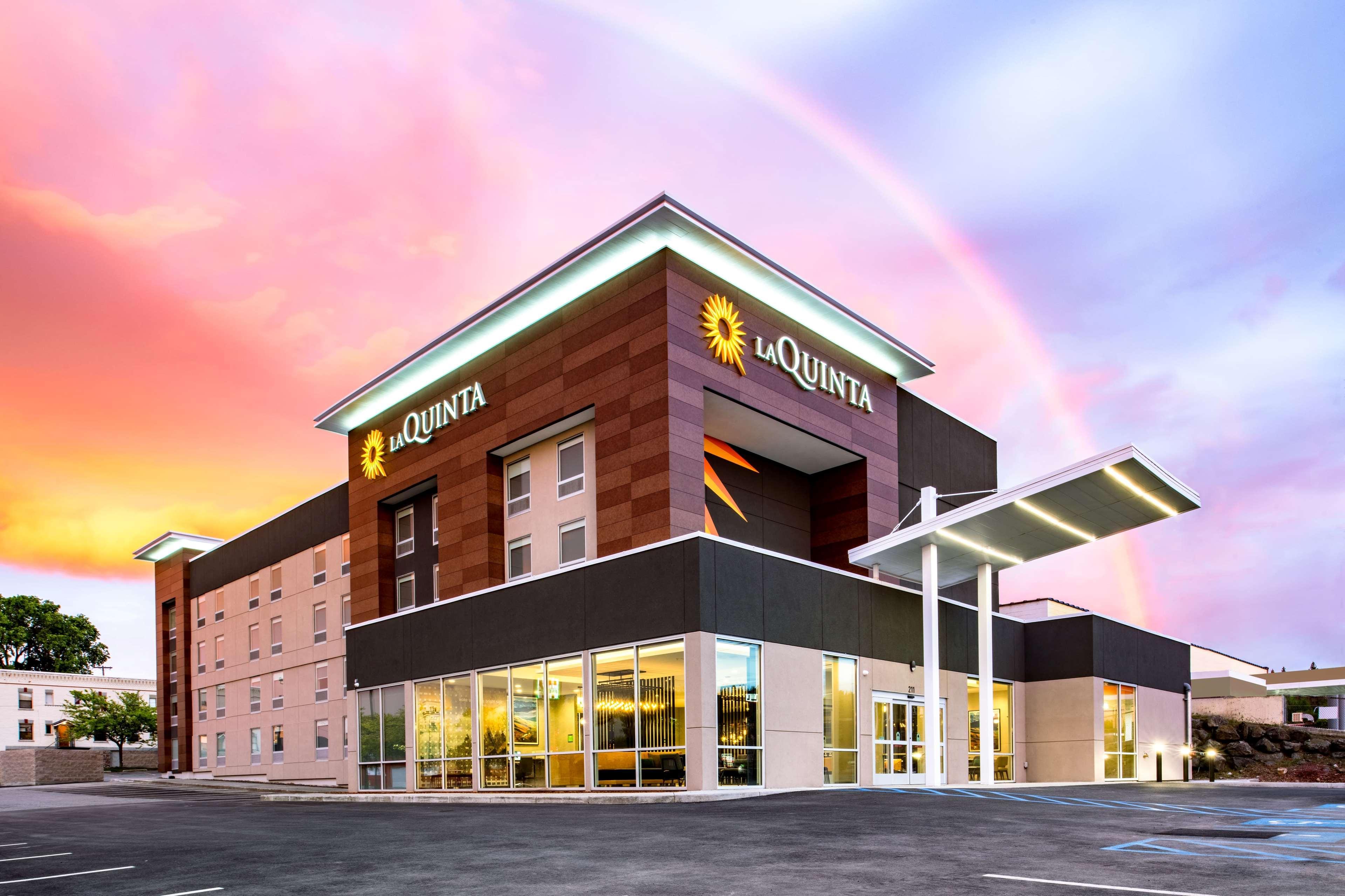La Quinta Inn & Suites By Wyndham Spokane Downtown Dış mekan fotoğraf